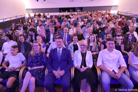 Župan je podelil priznanja in knjižne nagrade najboljšim učenkam, učencem, dijakinjam in dijakom (9)